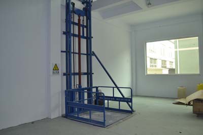 鏈條液壓升降貨梯-導(dǎo)軌式 鏈條液壓升降貨梯-導(dǎo)軌式